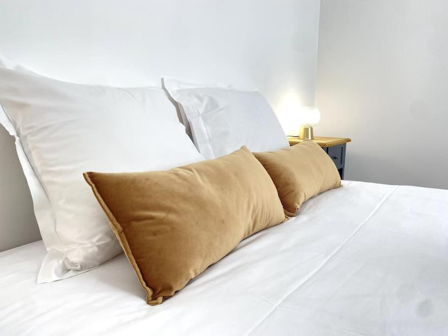 Le Metropolitain-proche Centre-clim-refait A Neuf-tout Equipe Apartment